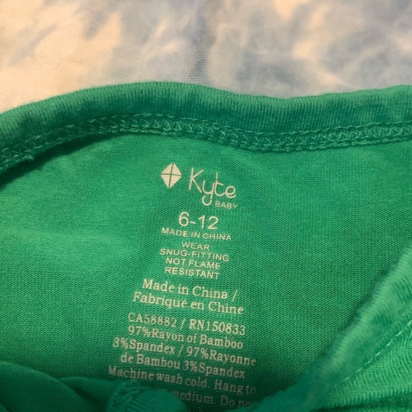 Kyte 6-12 month snap romper/sleeper - Picture 3 of 3